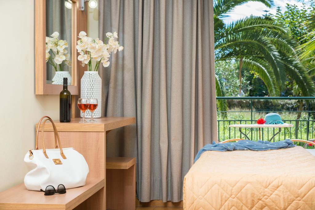 Ilios Hotel, Adults Only Laganas Bagian luar foto